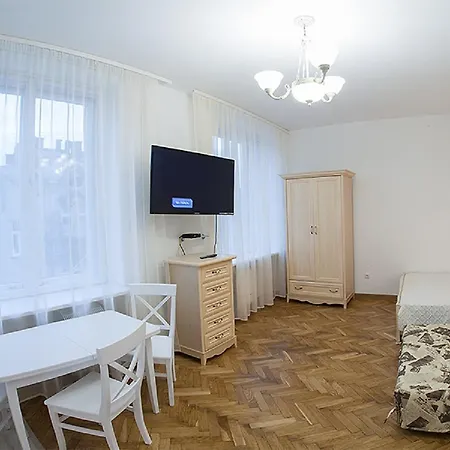 Doroshanka Central Lviv: Opera House Proximity with Private Parking Exterior photo